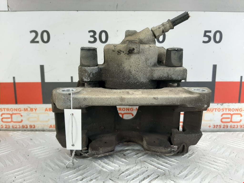 

Суппорт передний правый Renault Megane 2, Megane 2