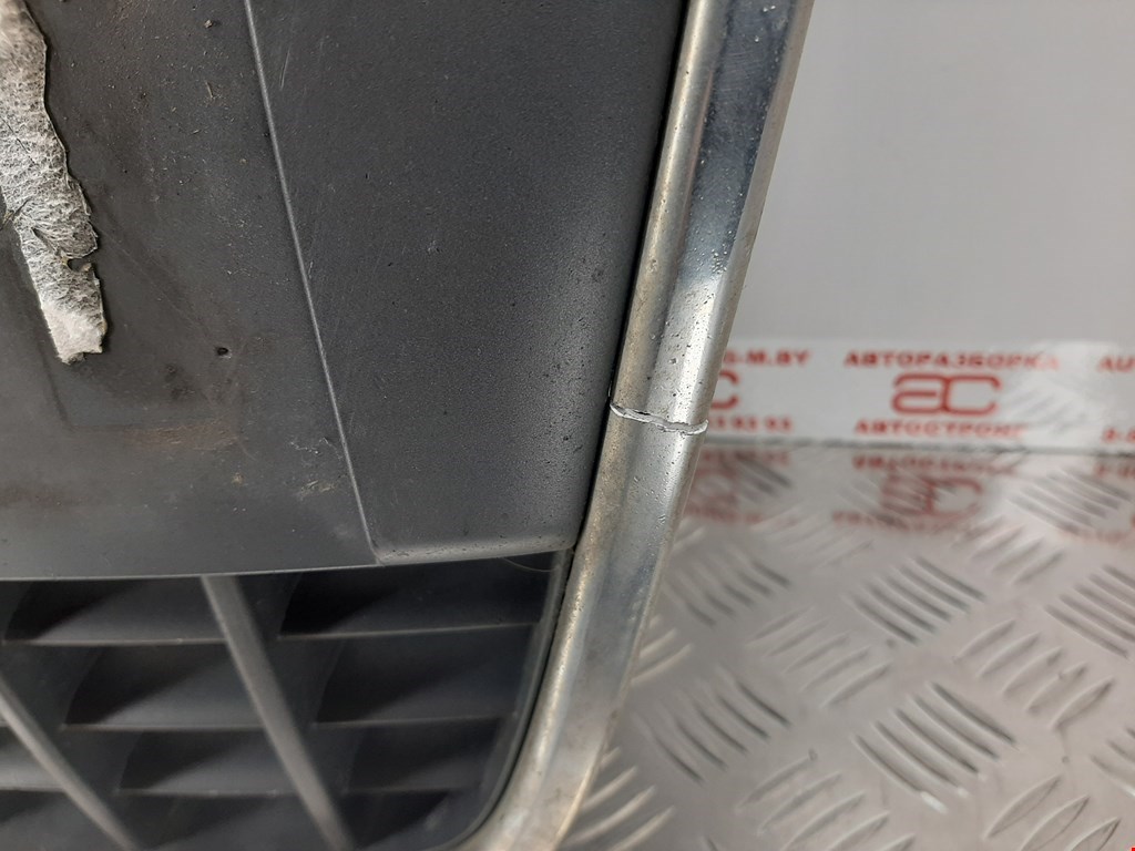 

Решетка радиатора Audi A4 B7, A4 B7