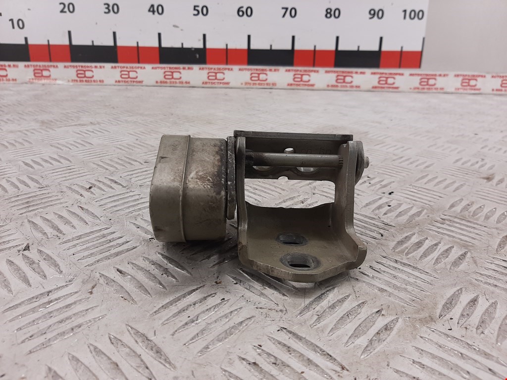 

Петля двери передней левой Renault Scenic 2, Scenic 2