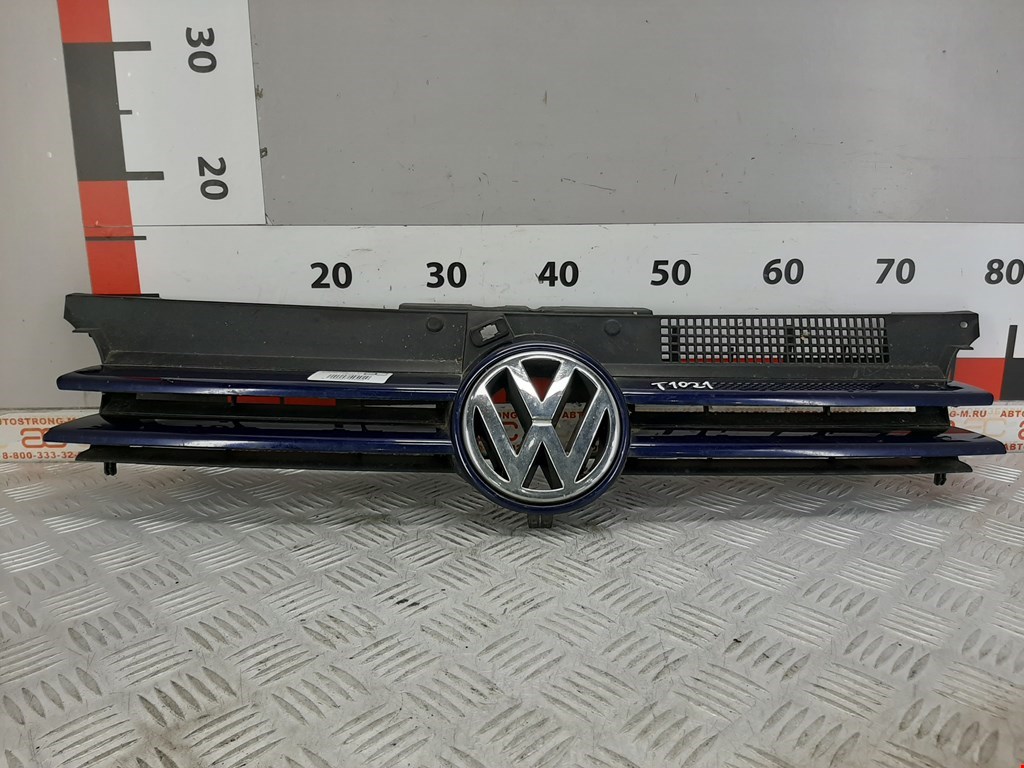 

Решетка радиатора Volkswagen Golf 4, Golf 4