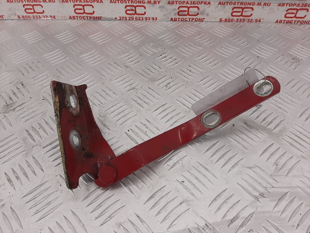 

Петля капота левая Volkswagen Golf 3, Golf 3