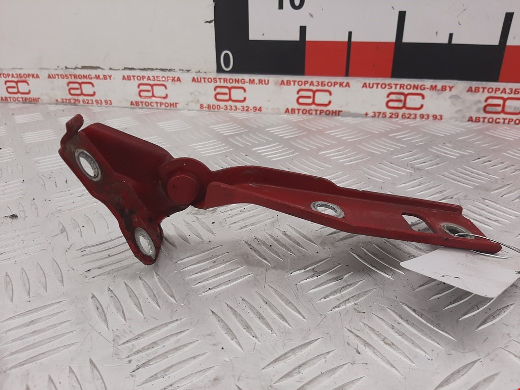 

Петля капота правая Volkswagen Golf 4, Golf 4