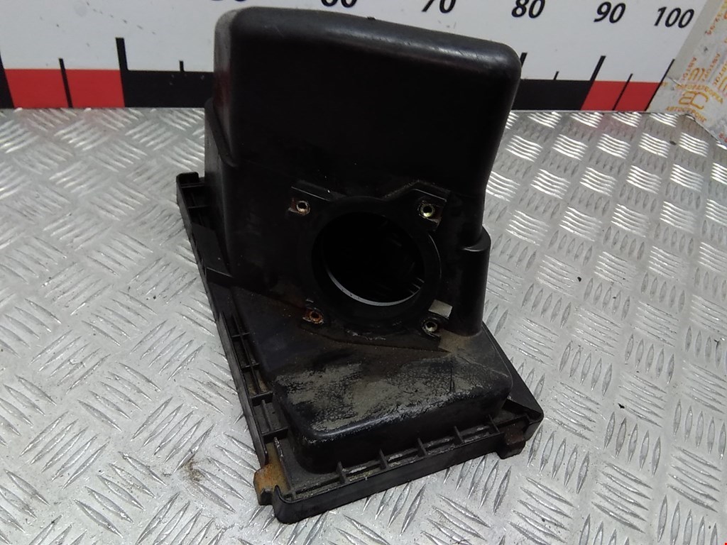 

Корпус воздушного фильтра Nissan X Trail T30, X Trail T30