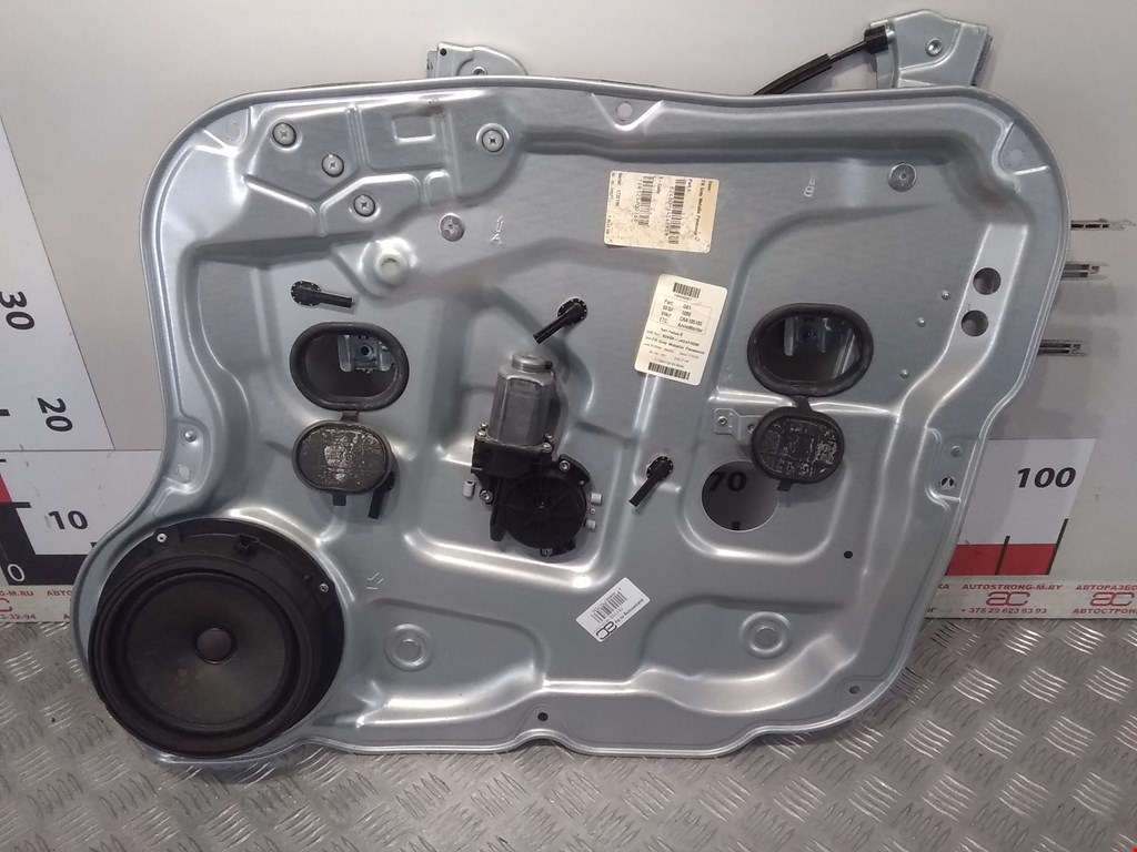

Стеклоподъемник электрический двери передней правой Hyundai Santa Fe (CM), Santa Fe (CM)
