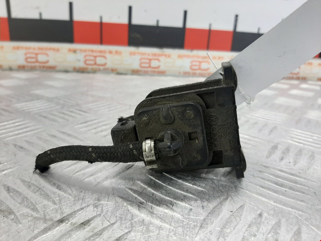 

Клапан воздушный Volkswagen T4, T4