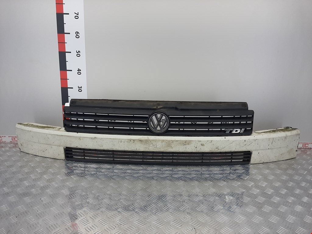 

Решетка радиатора Volkswagen T4, T4