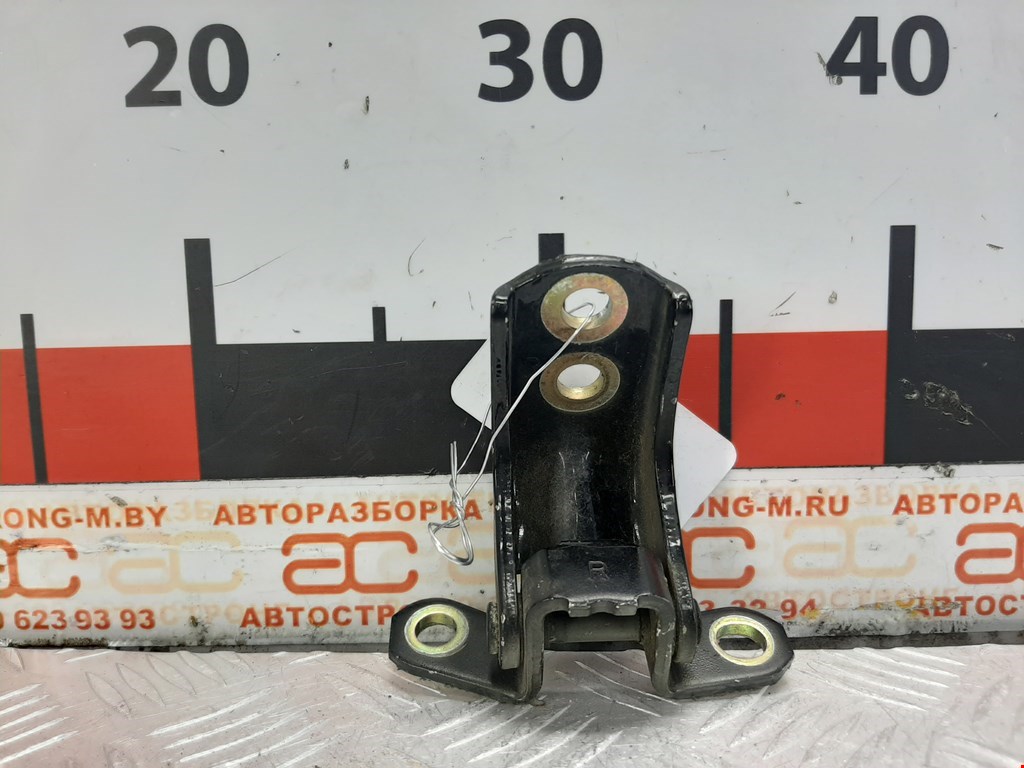 

Петля двери передней правой Nissan Armada (TA60), Armada (TA60)