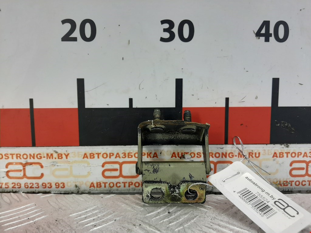 

Петля крышки (двери) багажника Nissan Armada (TA60), Armada (TA60)