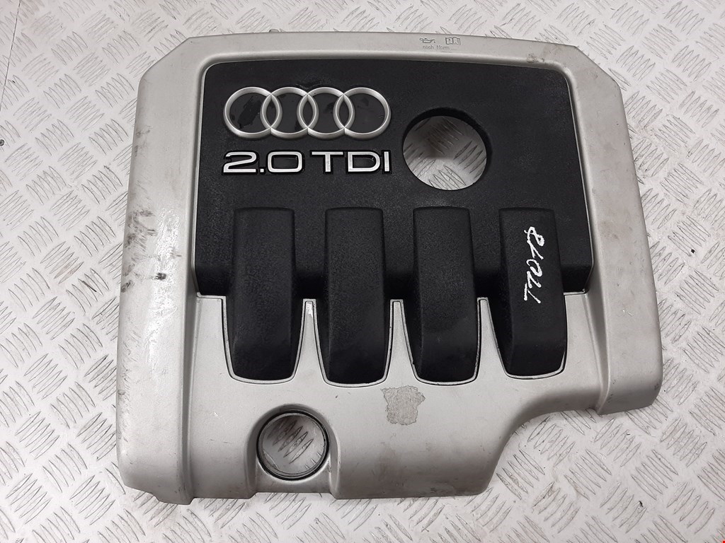

Накладка декоративная (на ДВС) Audi A3 8P, A3 8P