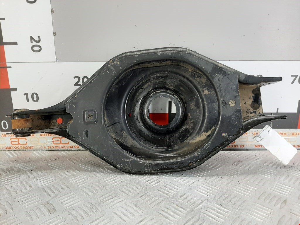 

Рычаг задний правый Nissan Pathfinder (R51), Pathfinder (R51)