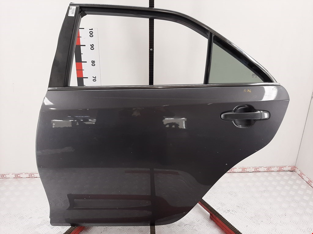 

Дверь задняя левая Toyota Camry (XV50), Camry (XV50)