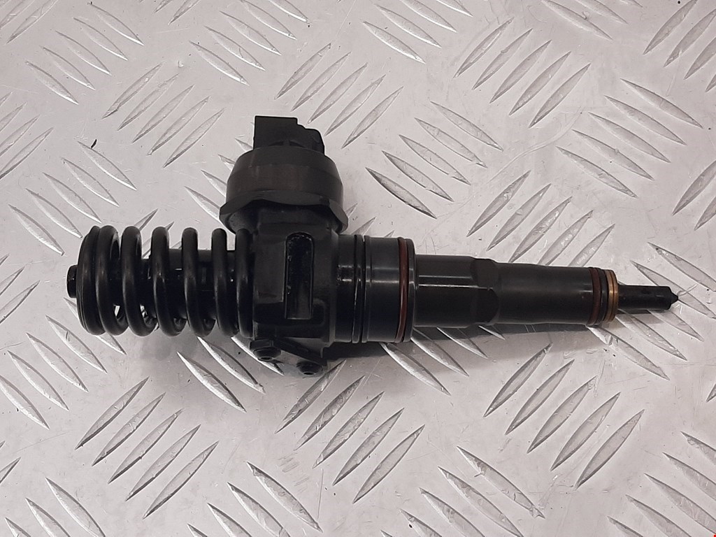 

Форсунка дизельная электрическая Volkswagen Passat 5 GP, Passat 5 GP