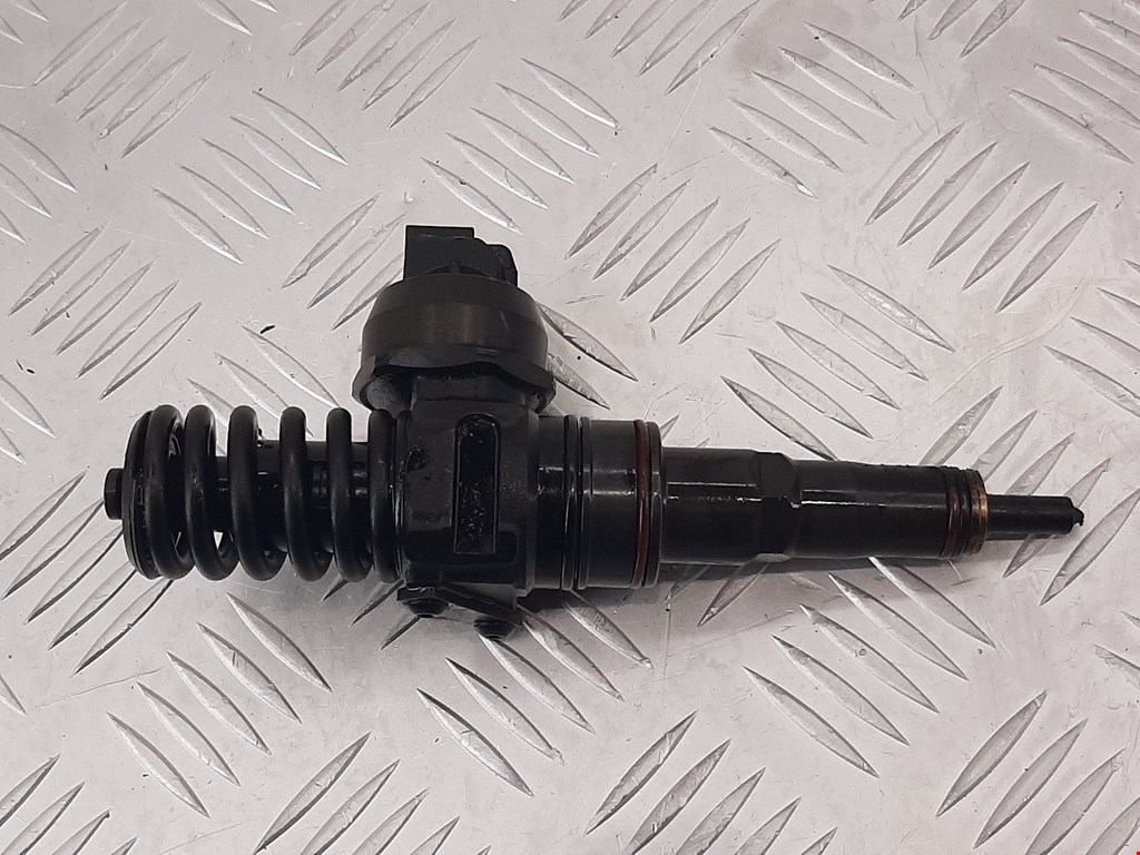 

Форсунка дизельная электрическая Volkswagen Passat 5 GP, Passat 5 GP
