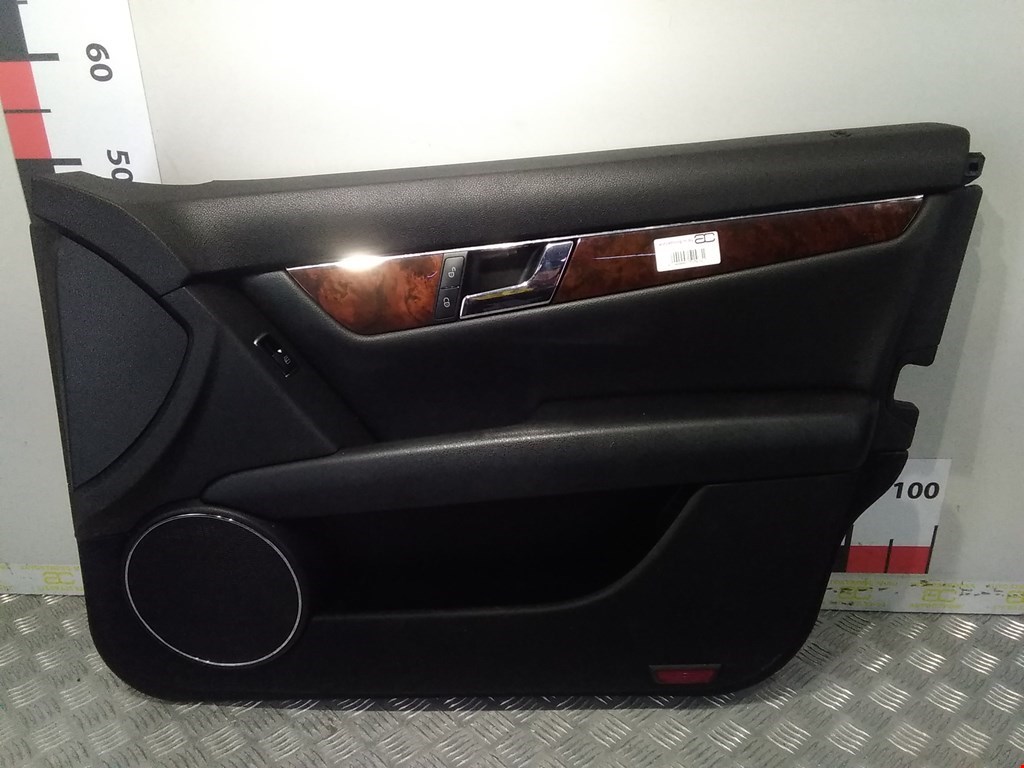 

Обшивка (карта) двери передней правой Mercedes W204 (C Class), W204 (C Class)