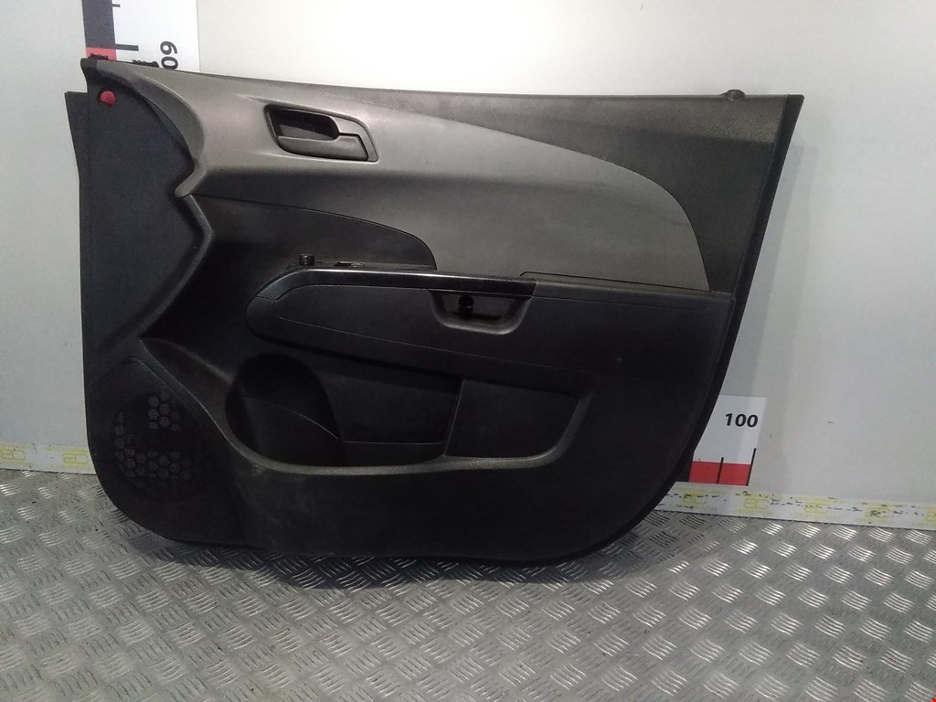 

Обшивка (карта) двери передней правой Chevrolet Aveo (T300), Aveo (T300)