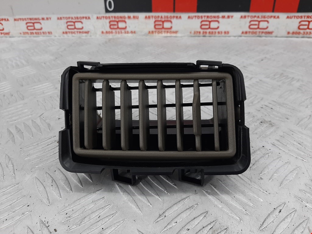 

Дефлектор обдува салона Nissan Armada (TA60), Armada (TA60)
