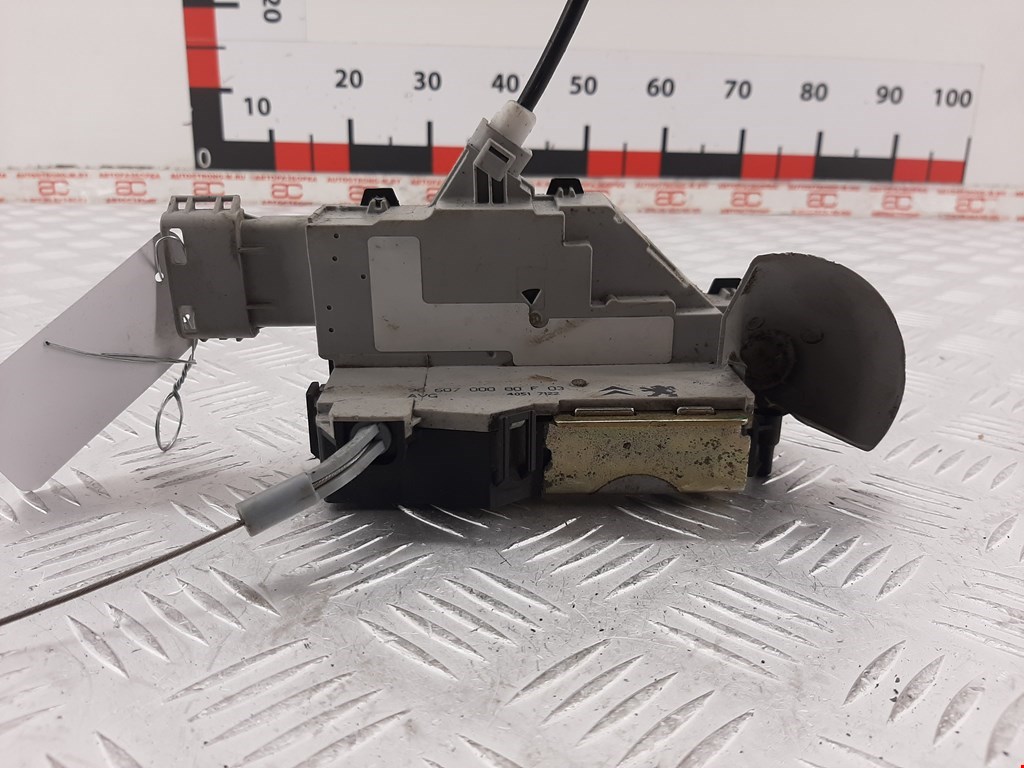 

Замок двери передней левой Citroen C4, C4