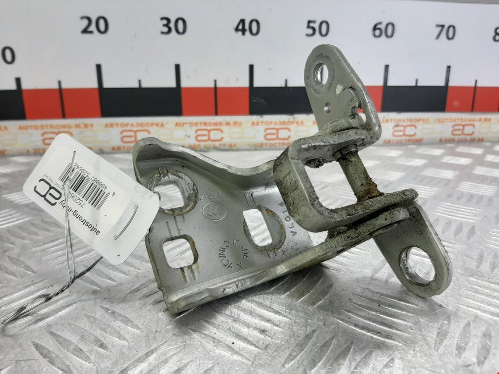 

Петля двери передней левой Chrysler 300 C, 300 C