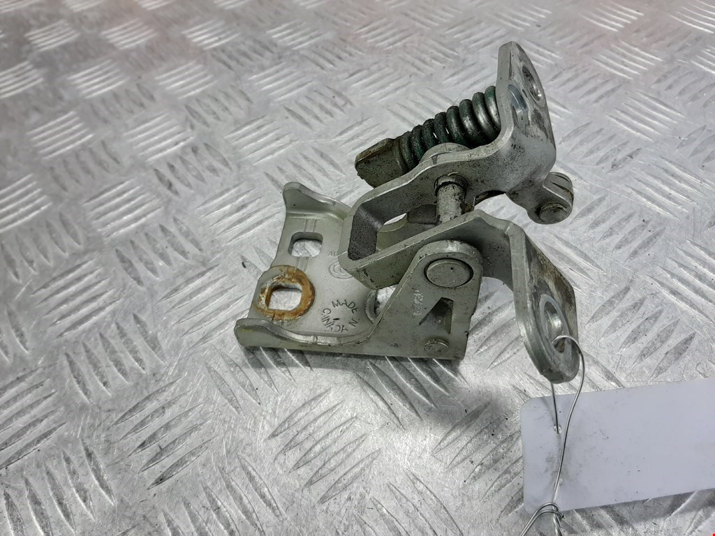 

Петля двери передней левой Chrysler 300 C, 300 C