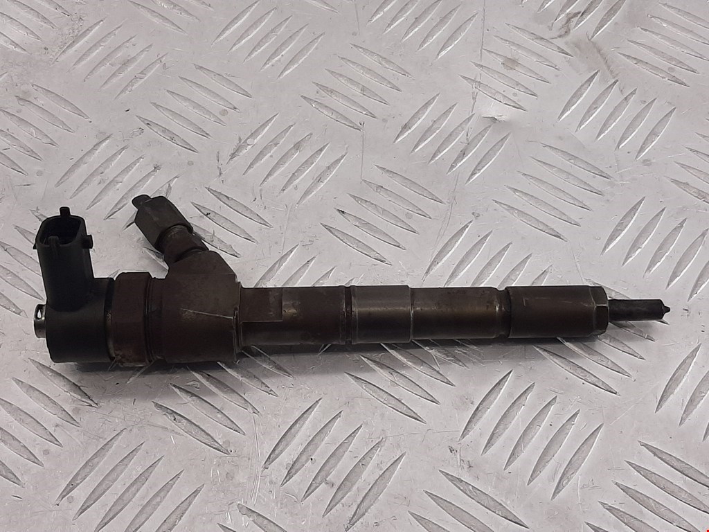 

Форсунка дизельная электрическая Saab 9 5 (2), 9 5 (2)