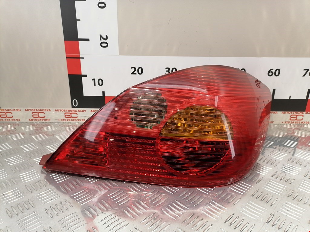 

Фонарь задний правый Opel Tigra 2, Tigra 2