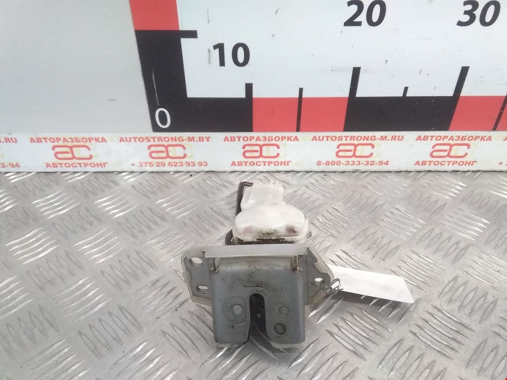 

Замок крышки (двери) багажника Suzuki Swift 2, Swift 2