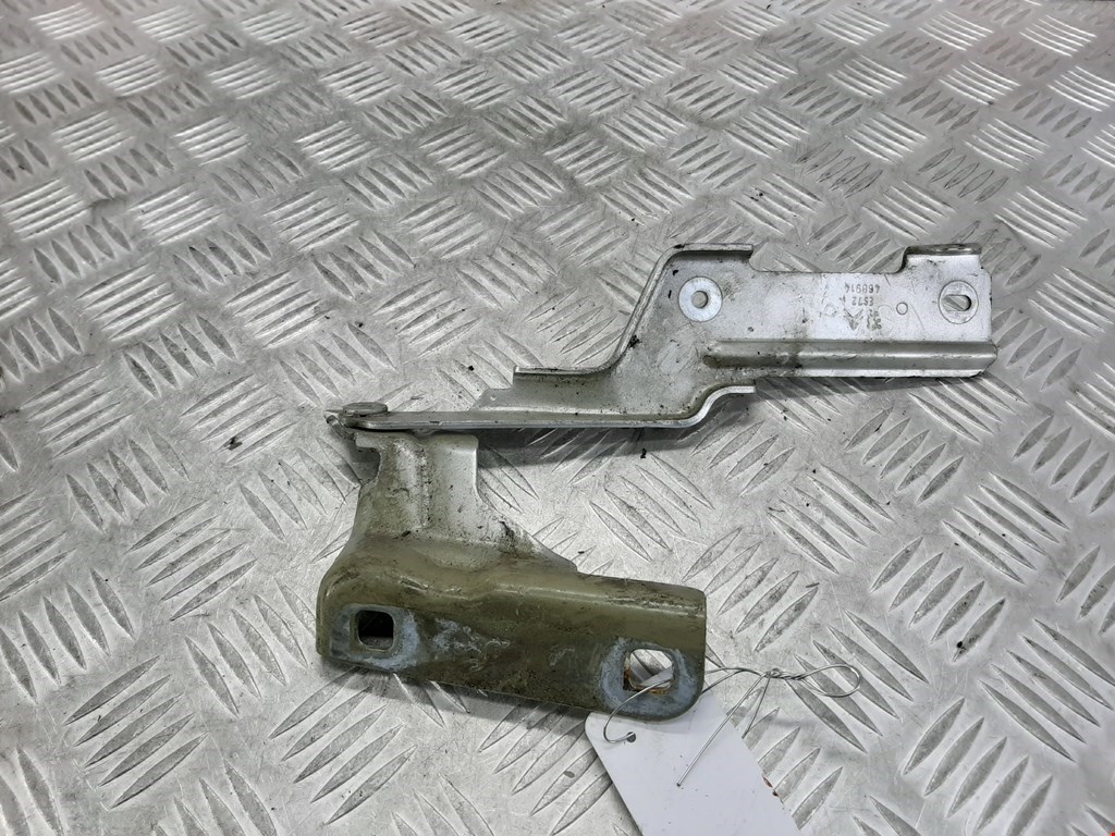 

Петля капота левая Citroen C4, C4