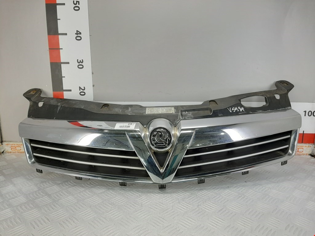 

Решетка радиатора Opel Astra H, Astra H