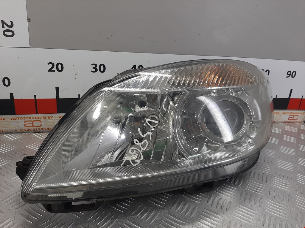 

Фара передняя левая Skoda Roomster (5J), Roomster (5J)