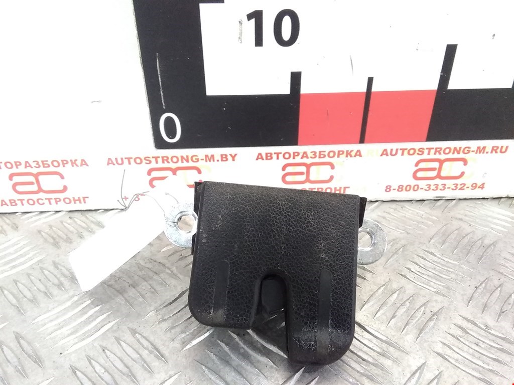 

Замок крышки (двери) багажника Volkswagen Passat 7, Passat 7