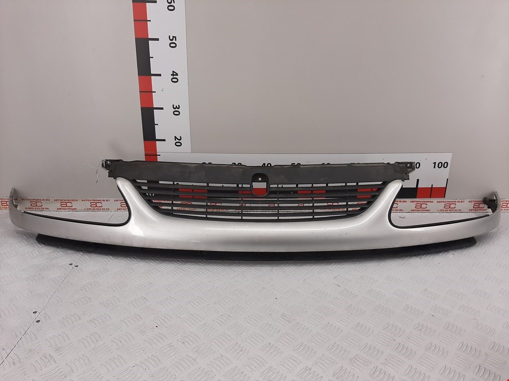 

Решетка радиатора Renault Espace 3, Espace 3