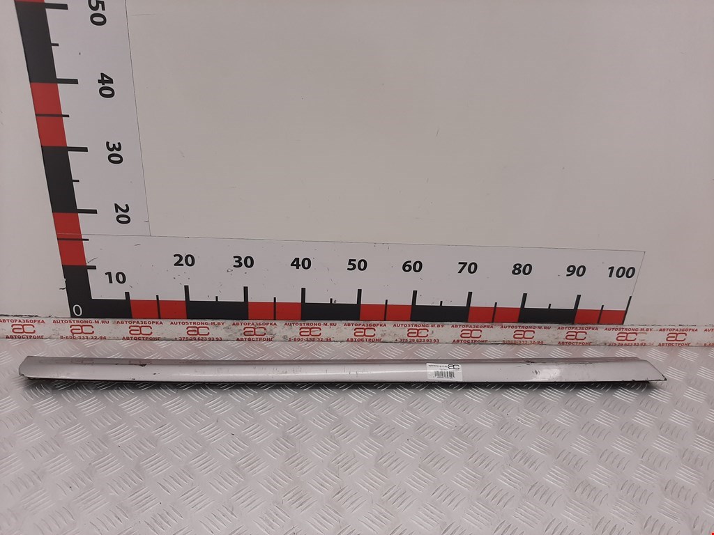 

Накладка декоративная (молдинг) передней левой двери Audi A4 B6, A4 B6