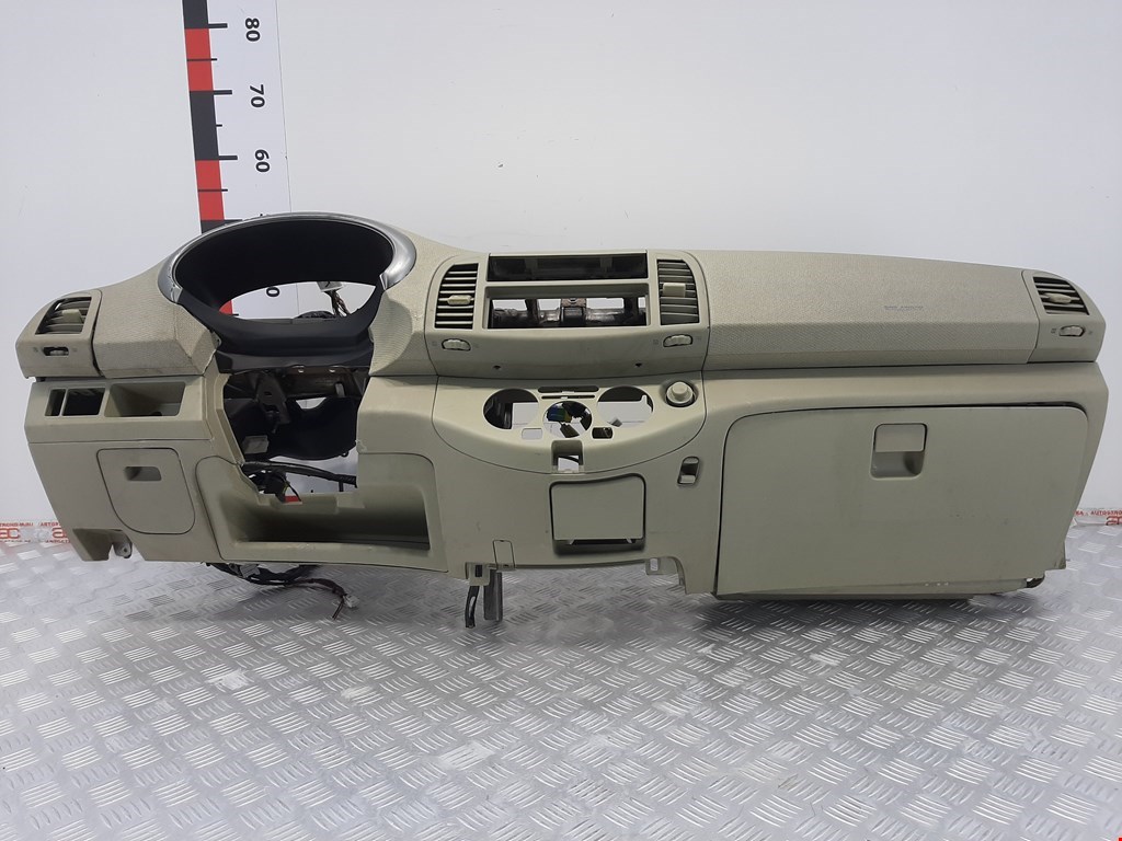 

Торпедо (панель передняя) Nissan Micra K12, Micra K12