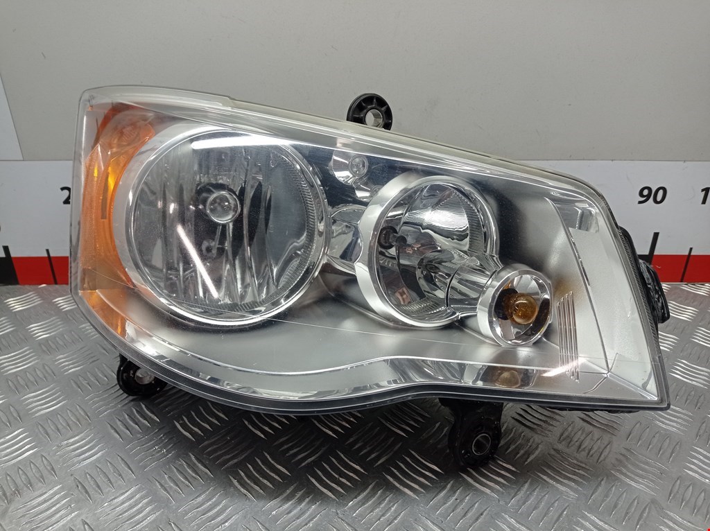 

Фара передняя правая Dodge Grand Caravan 5, Grand Caravan 5