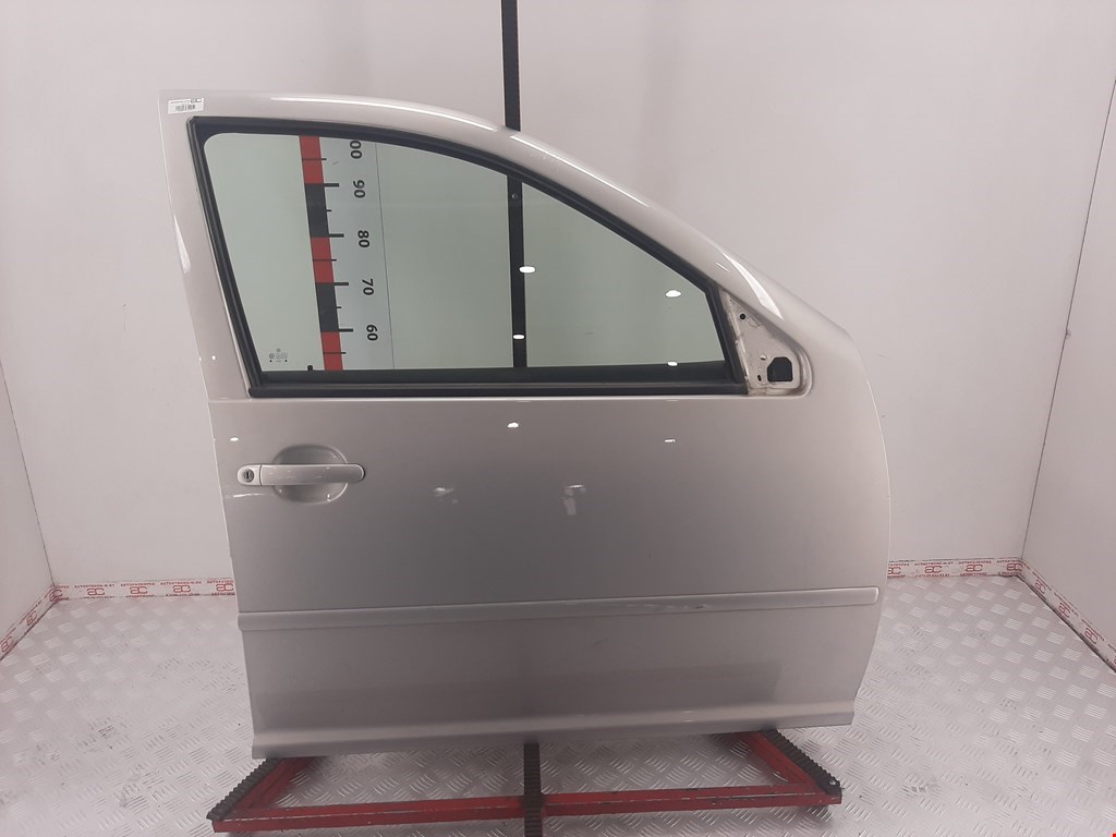 

Дверь передняя правая Volkswagen Bora, Bora