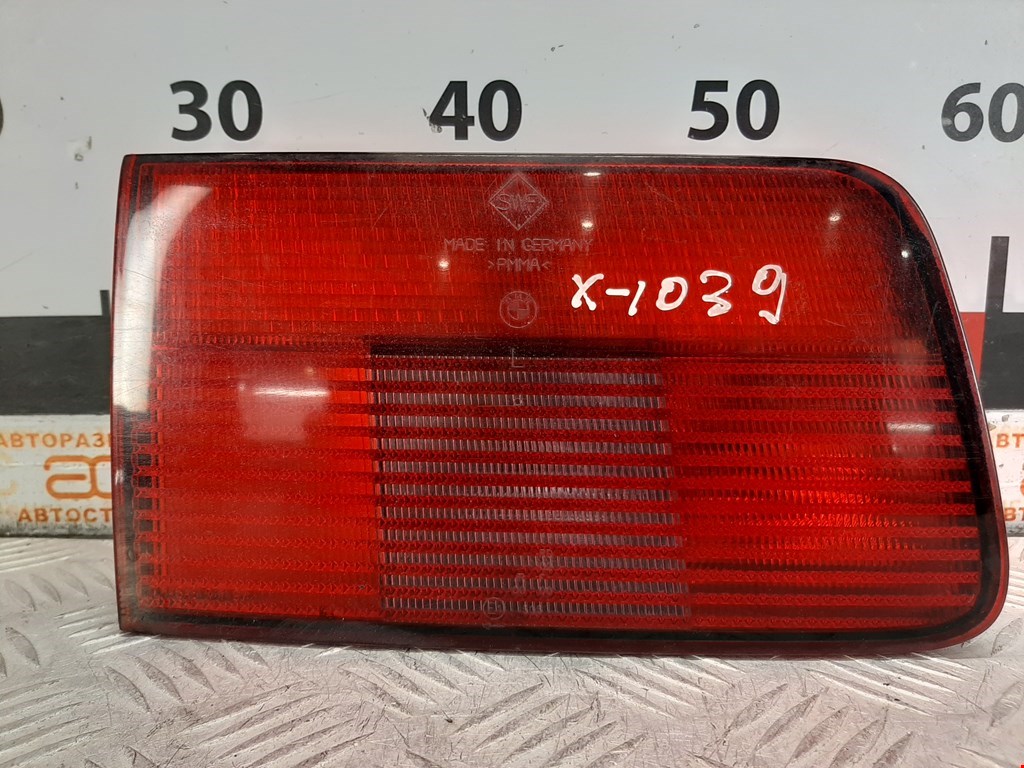 

Фонарь крышки багажника левый BMW 5 Series (E39), 5 Series (E39)