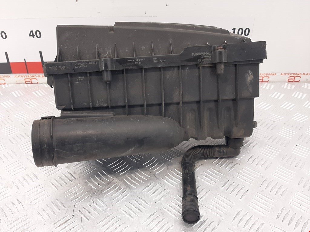 

Корпус воздушного фильтра Skoda Octavia 1Z, Octavia 1Z