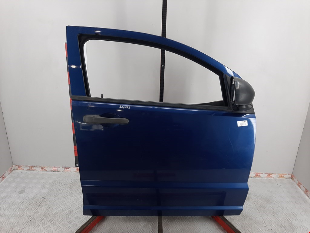 

Дверь передняя правая Dodge Caliber, Caliber