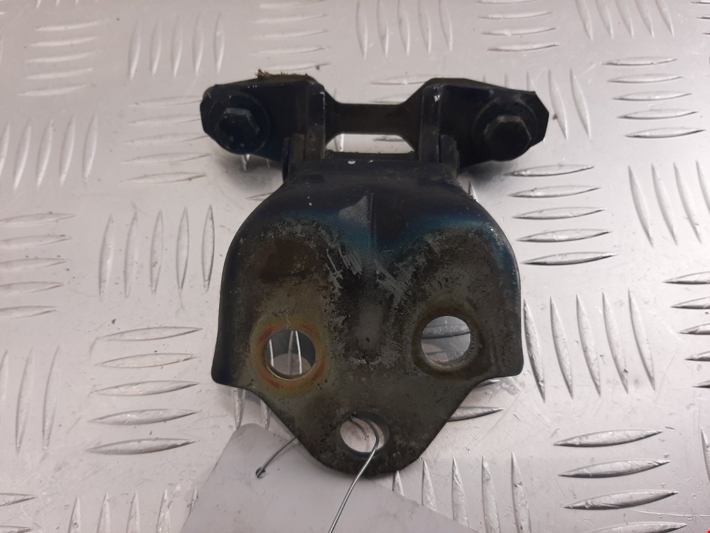 

Петля двери передней правой Volvo S40 V40 1, S40 V40 1