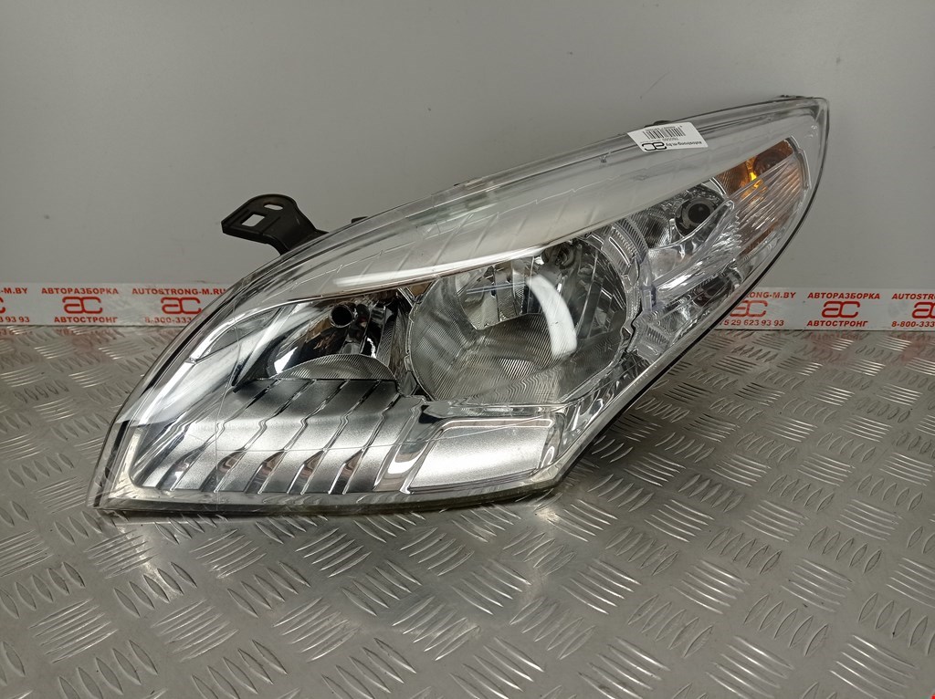 

Фара передняя левая Renault Megane 3, Megane 3