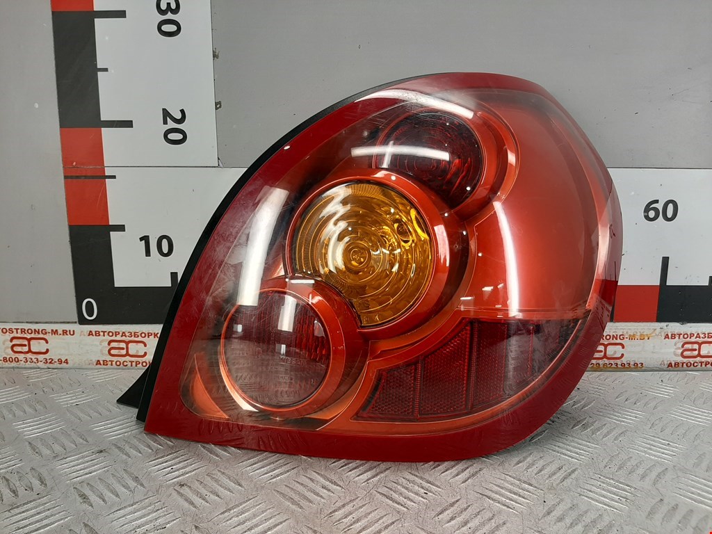

Фонарь задний правый Nissan Almera N16, Almera N16