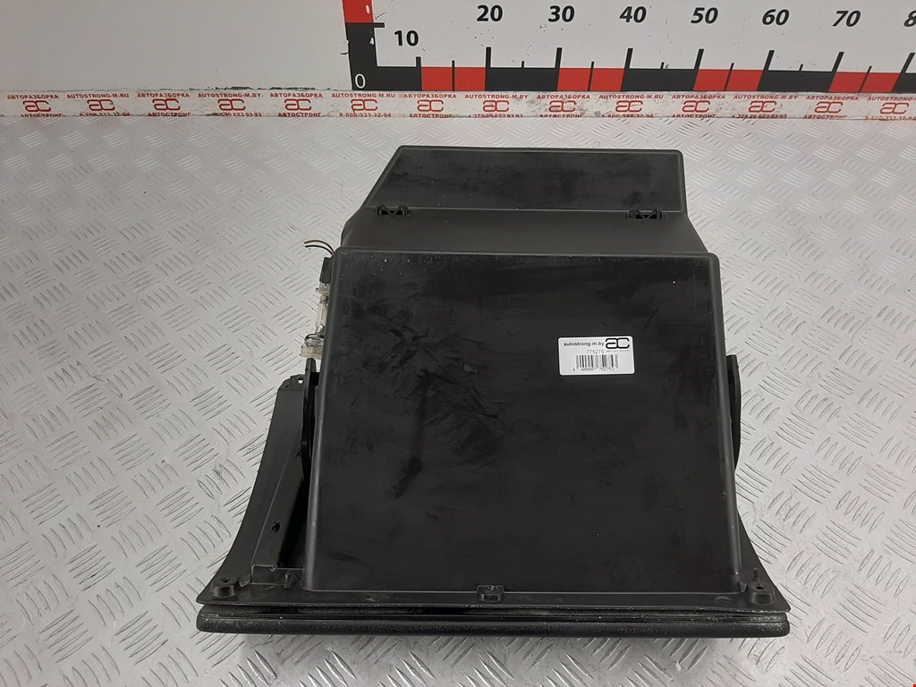 

Бардачок (вещевой ящик) Opel Astra G, Astra G