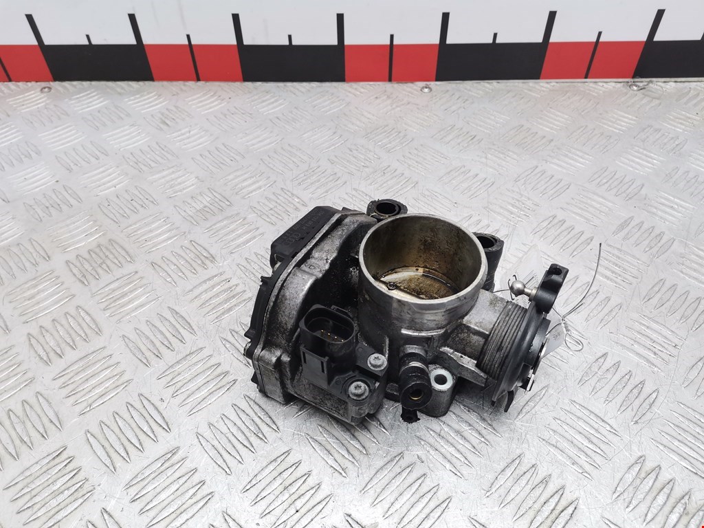 

Заслонка дроссельная Audi A4 B5, A4 B5