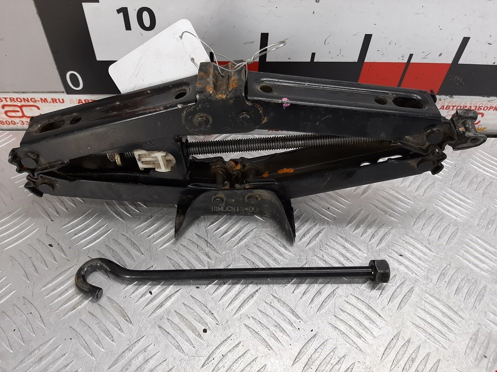 

Домкрат Peugeot 406, 406