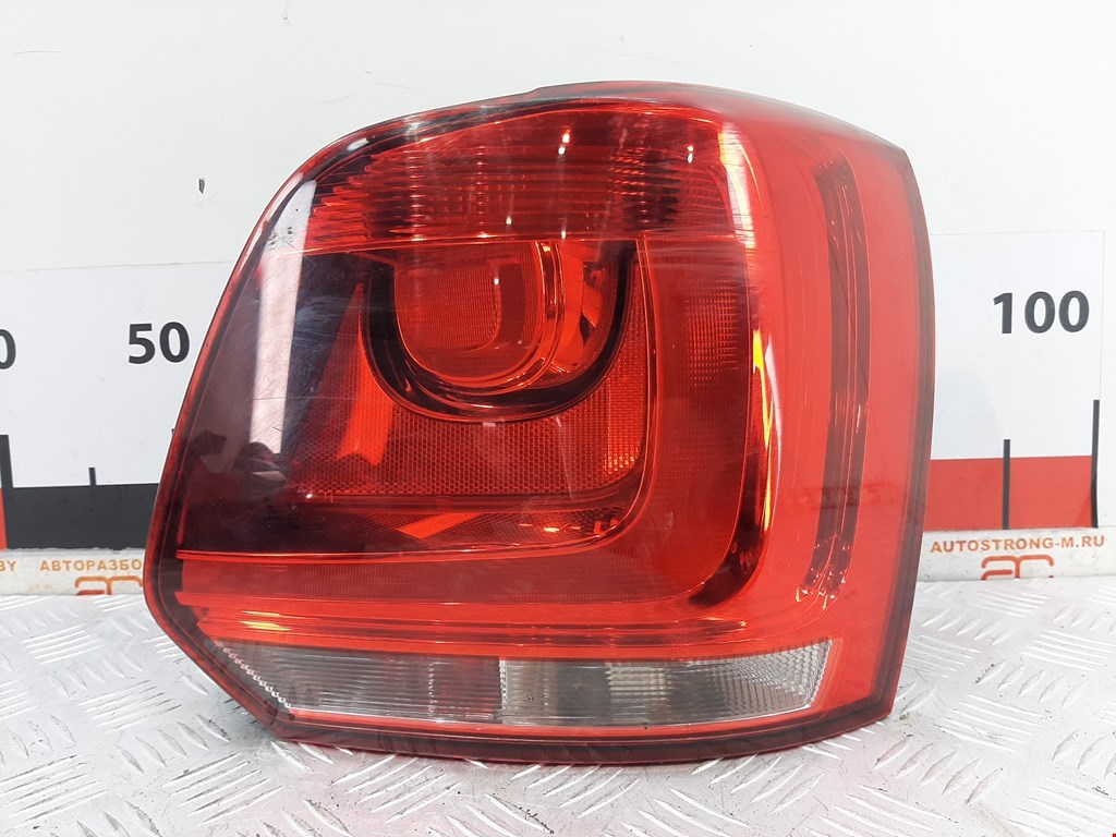 

Фонарь задний правый Volkswagen Polo (6R1), Polo (6R1)