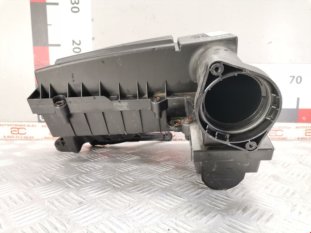 

Корпус воздушного фильтра Skoda Octavia 1Z, Octavia 1Z