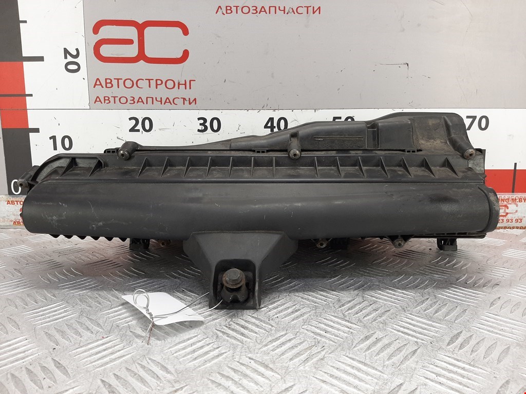 Корпус воздушного фильтра Citroen C4 1