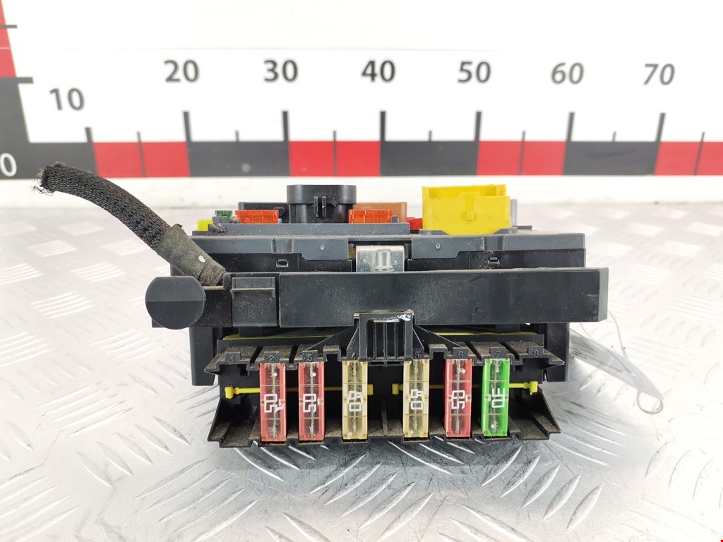 Блок предохранителей Peugeot 308 T7 2009 года - купить б/у с разборки с доставко