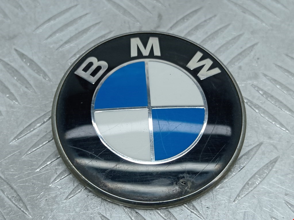 bmw эмблема