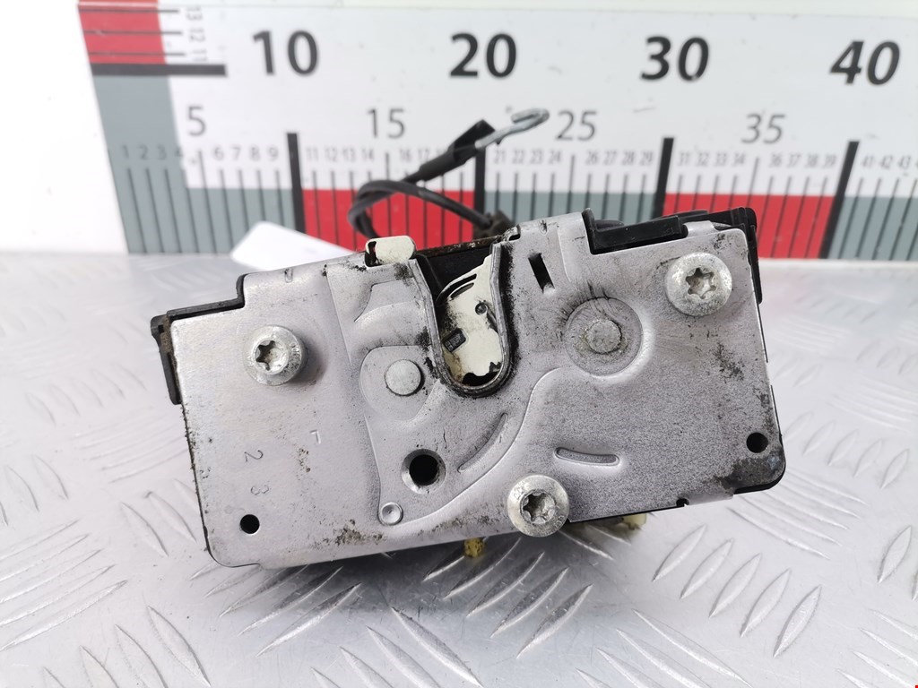 Corsa b замок водительской двери